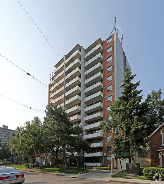 Building Photo - Southwick Place