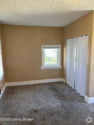 Building Photo - 429 Heywood Ave