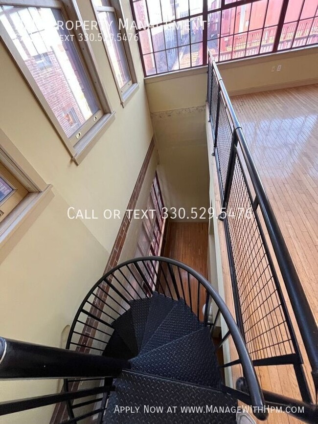Foto del edificio - 2404 Prospect Ave E