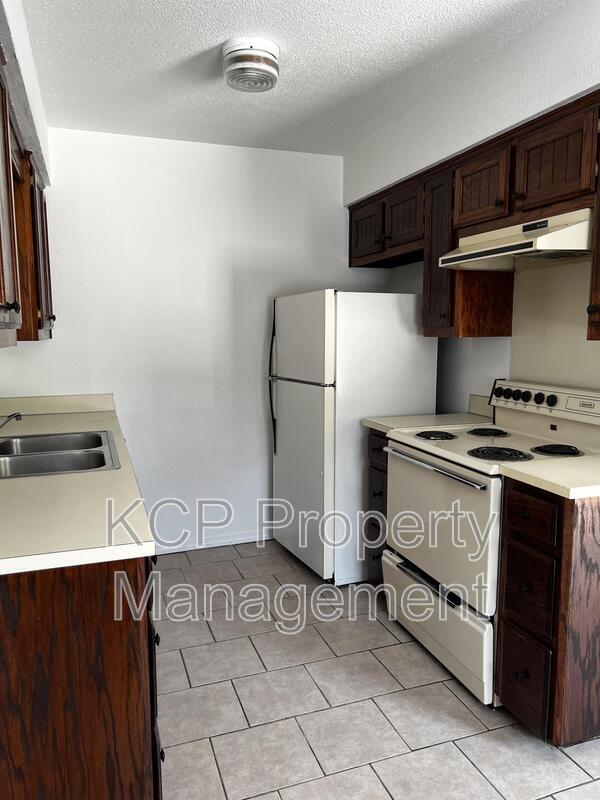 Building Photo - 336 Dogwood