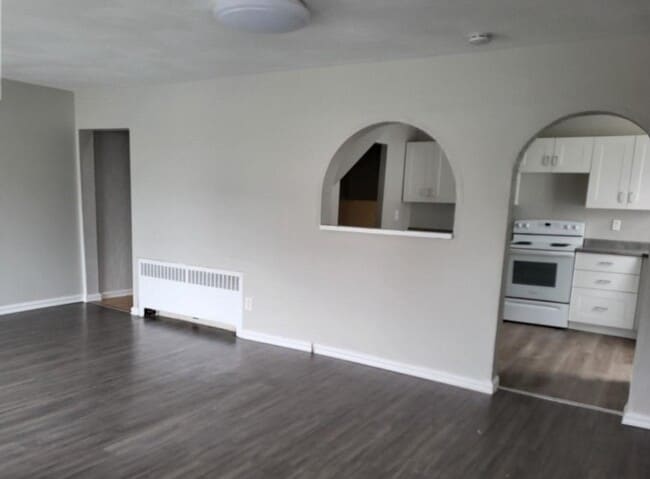 Building Photo - Spacious 2 Bedroom, 2 Bathroom Home – In-U...