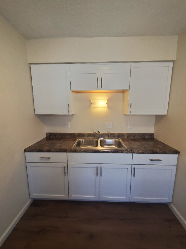 Foto principal - 2838 Joyce Ave
