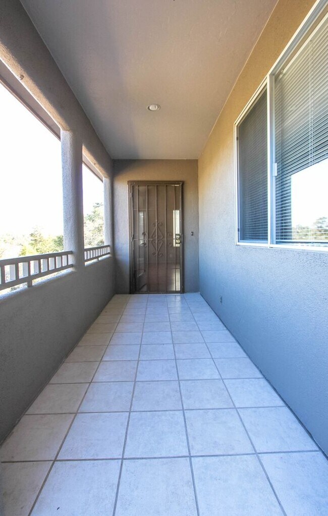 Foto del edificio - Home located in Pines & Boulders