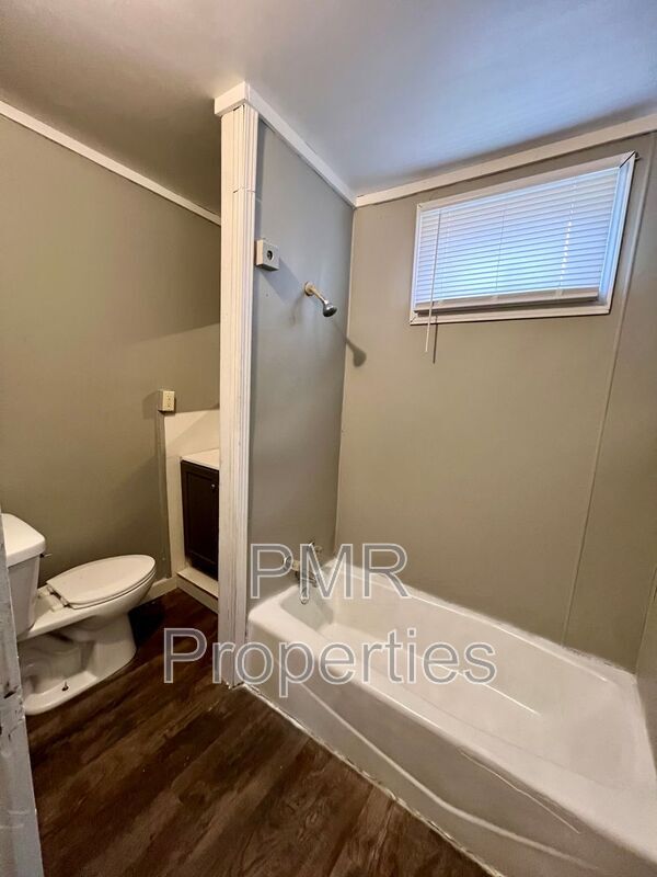 828 Avenue B Unit 6, Council Bluffs, IA 51503 Condo for Rent in