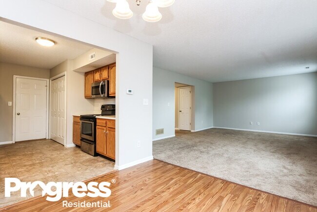 Building Photo - 7138 Wellwood Dr