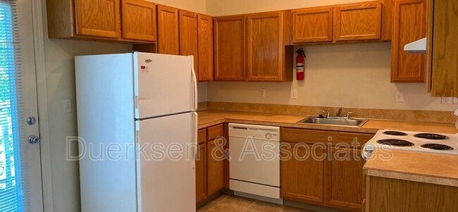 Foto del edificio - 2837 SW Western Blvd