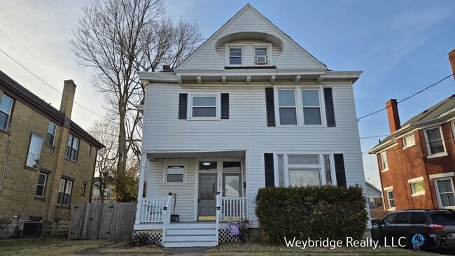 Building Photo - 3923 Spencer Ave