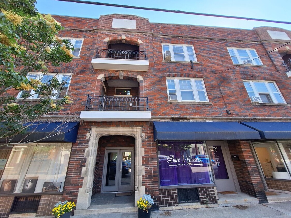 353 Taylor Ave Unit 357 Taylor Ave 2, Bellevue, KY 41073 Room for Rent in Bellevue, KY