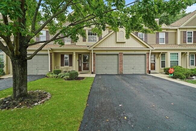 Building Photo - 20 Peach Tree Ln