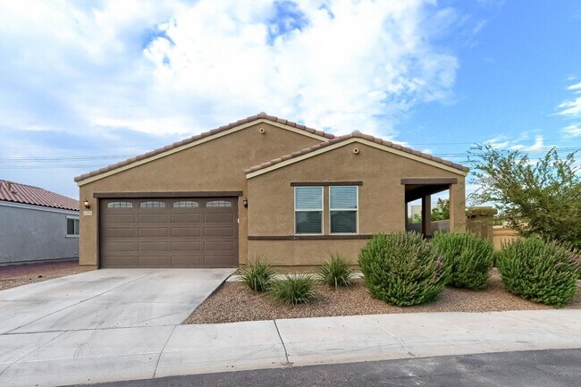 Foto del edificio - Four Bedroom Home in Phoenix