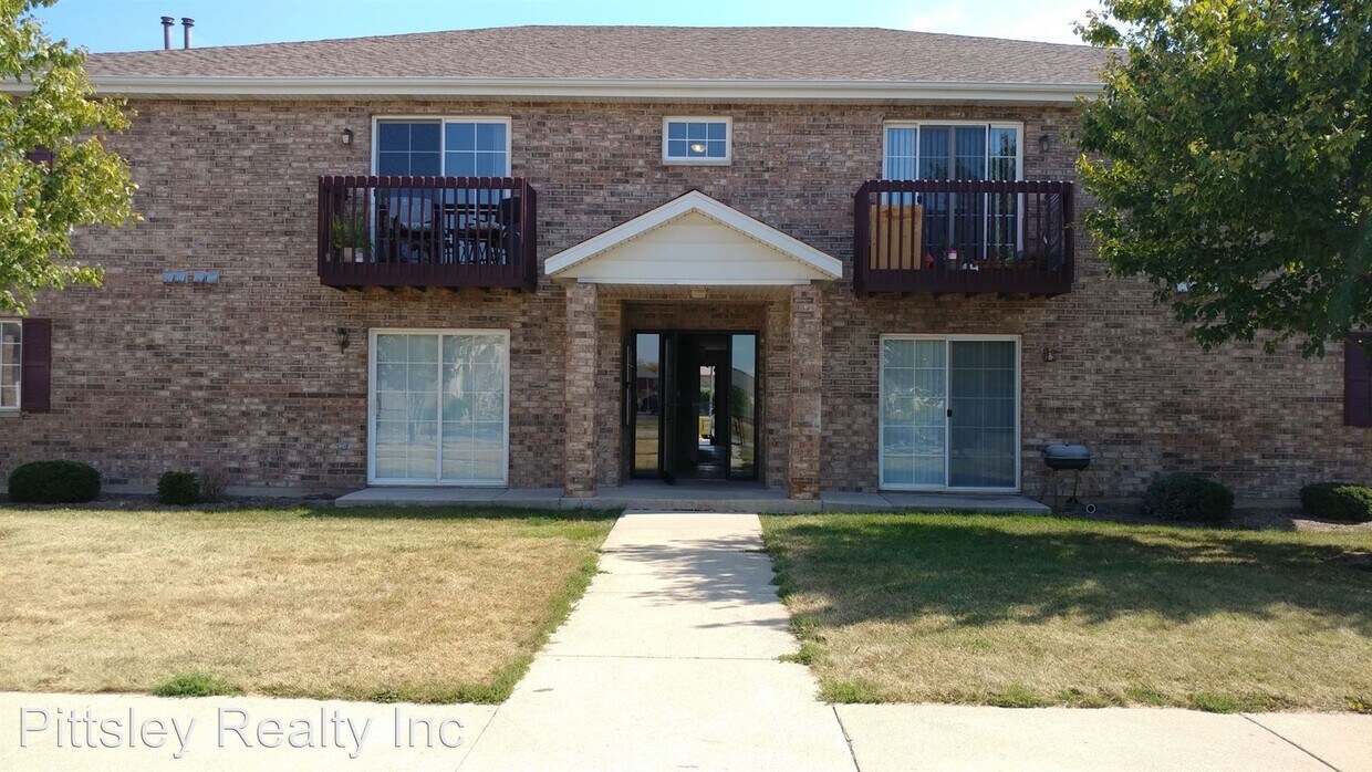 Primary Photo - 2 br, 2 bath Apartment - 940 Regent Drive