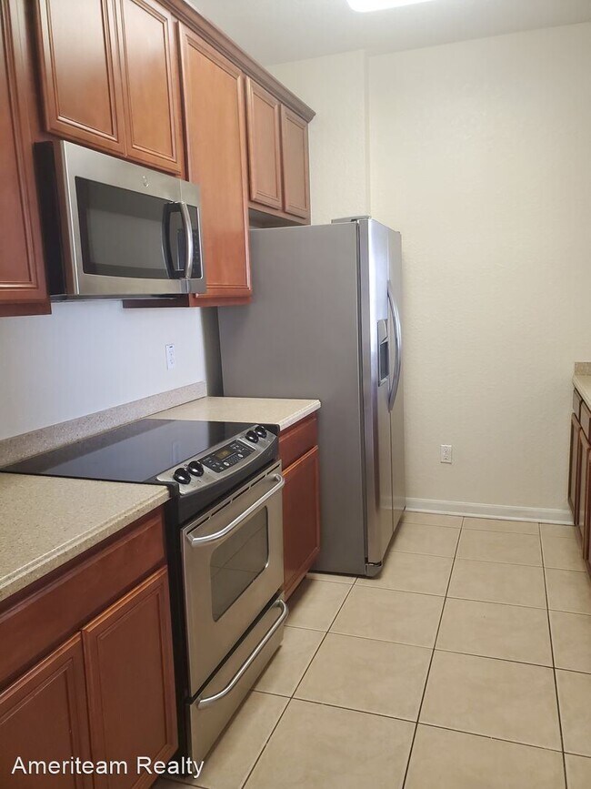 Foto del edificio - 3 br, 2 bath House - 8298 Portofino Dr. #205