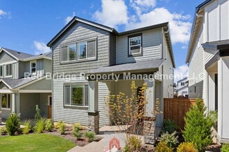 Building Photo - 16626 SW Noosa Ct