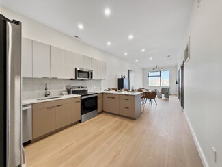 Building Photo - 123 Essex St