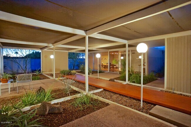 Foto del edificio - 4402 N 28th St