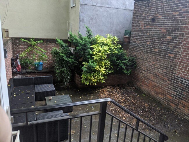 Foto del edificio - 89 Garden St
