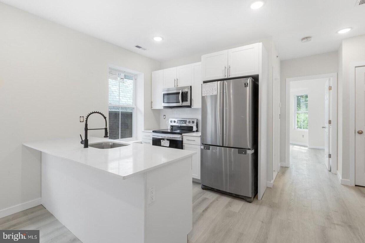 Foto principal - 223 S 45th St