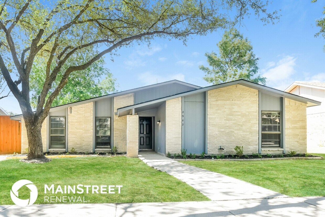 Foto principal - 2902 Branch Oaks Dr