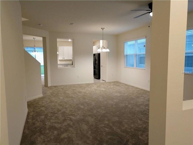 Foto del edificio - 3581 Dovetail Ave