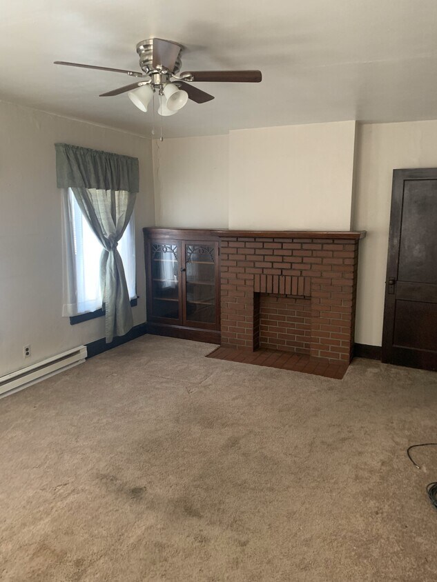 450 W Chestnut St Unit 450A, Washington, PA 15301 450 W Chestnut St Washington, PA