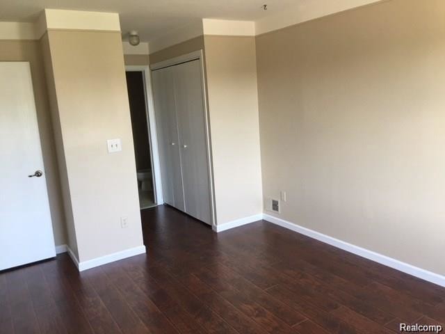 Building Photo - 14163 Ivanhoe Dr