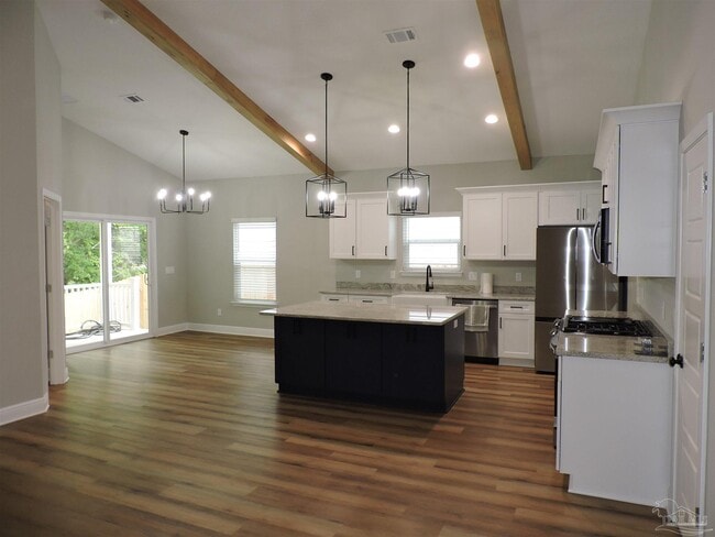 Building Photo - 1451 Madelyn Wds Dr