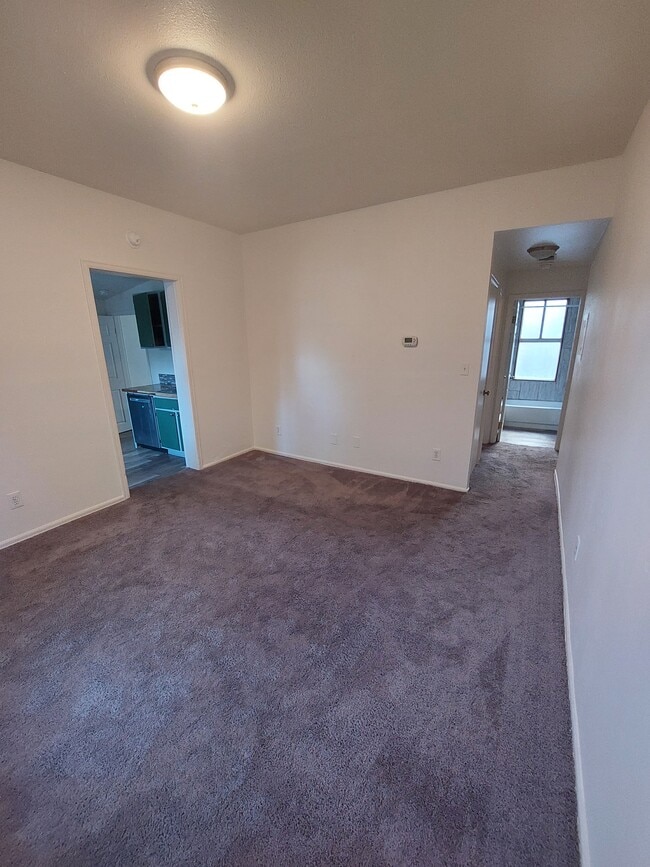 Building Photo - 1449 Josephine St