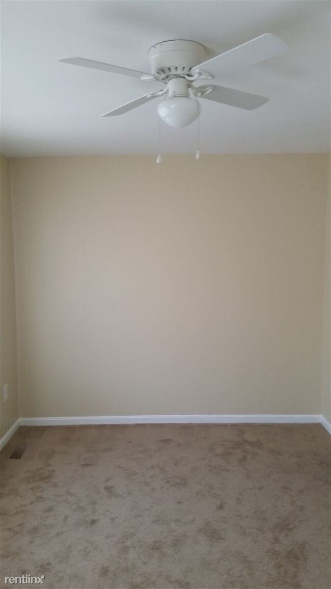 Building Photo - 3 br, 2.5 bath House - 224 Westdale Dr