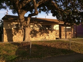 Building Photo - 535 Sawtelle Ave