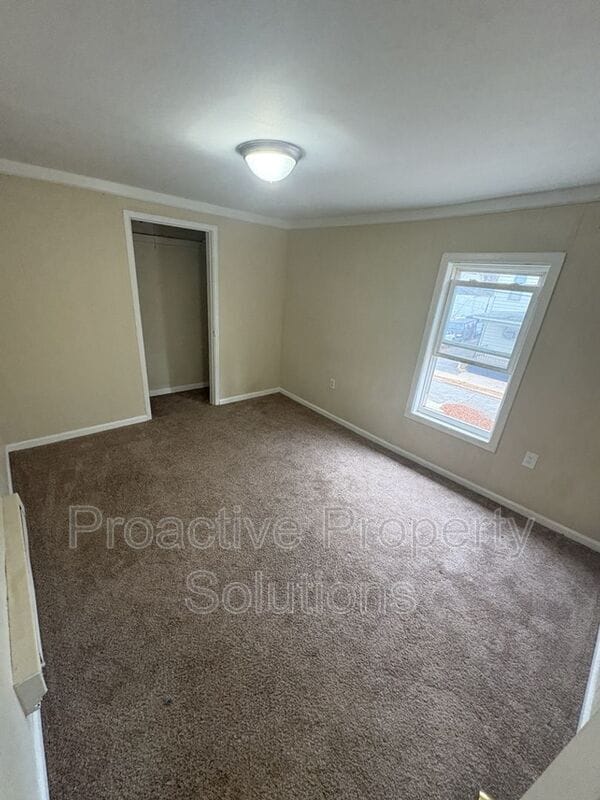 Building Photo - 850-850 Capouse Ave