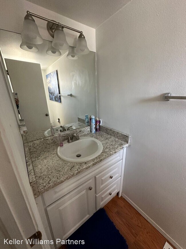 Building Photo - 2 br, 2 bath House - 920 Azure Circle