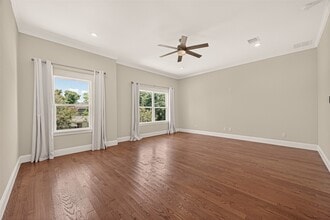 Building Photo - 2211 Silverbonnet St