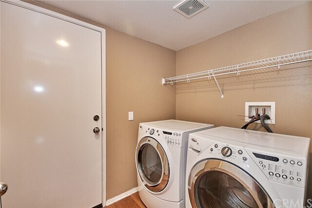Foto del edificio - 17871 Shady View Dr