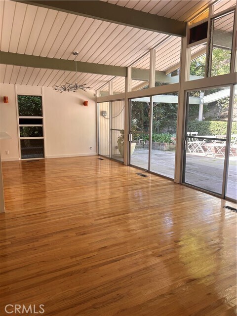 Foto del edificio - 3307 Ledgewood Dr