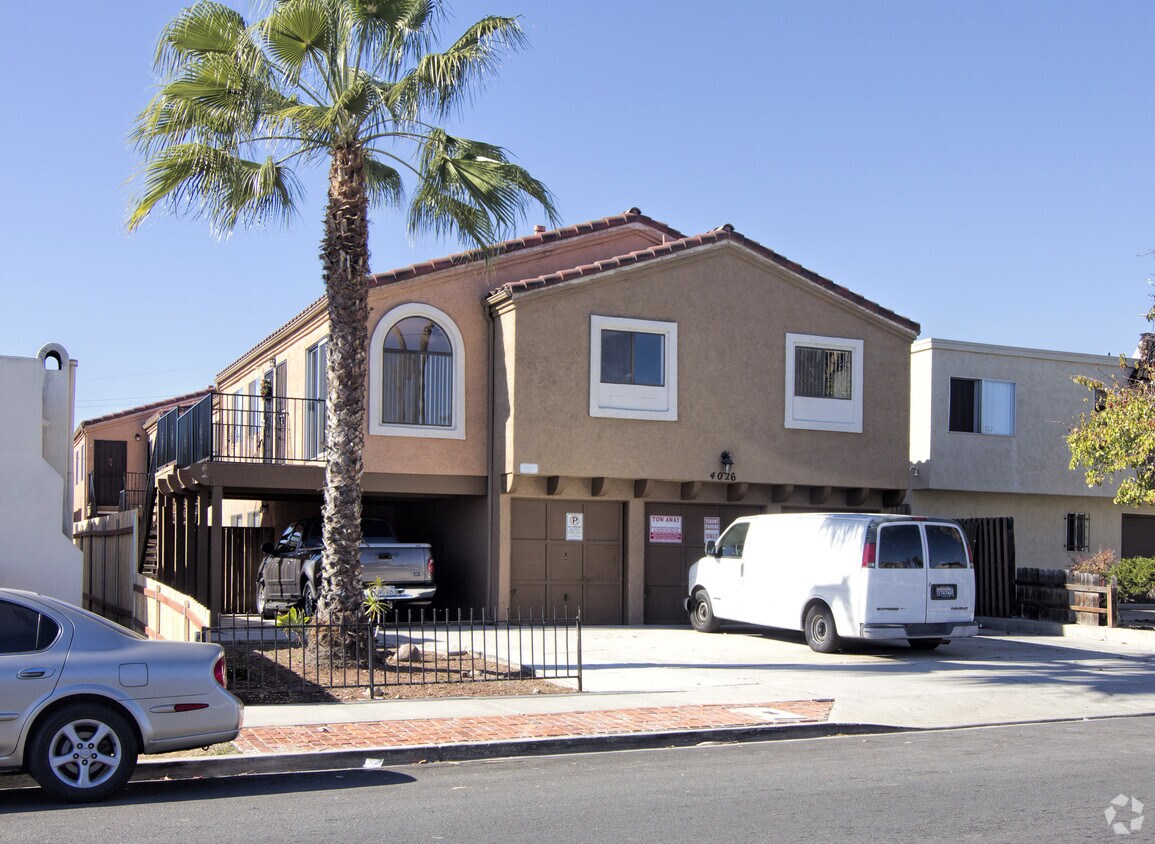 Primary Photo - Arizona Villa Apartments