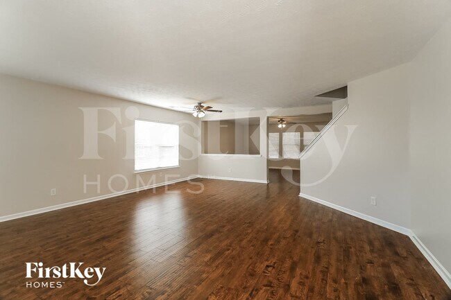 Foto del edificio - 64 Cedar Bay Cir