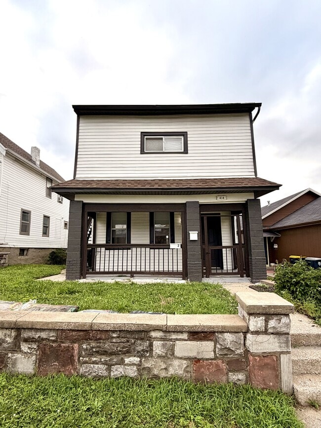 Building Photo - 414 Prospect Ave