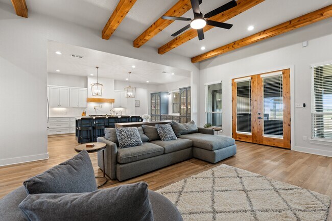 Foto del edificio - 251 Willow Moon Ranch Rd