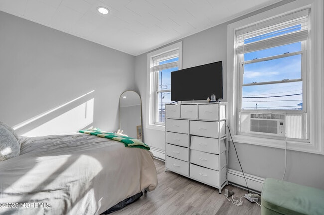 Foto del edificio - 1076 Ocean Ave