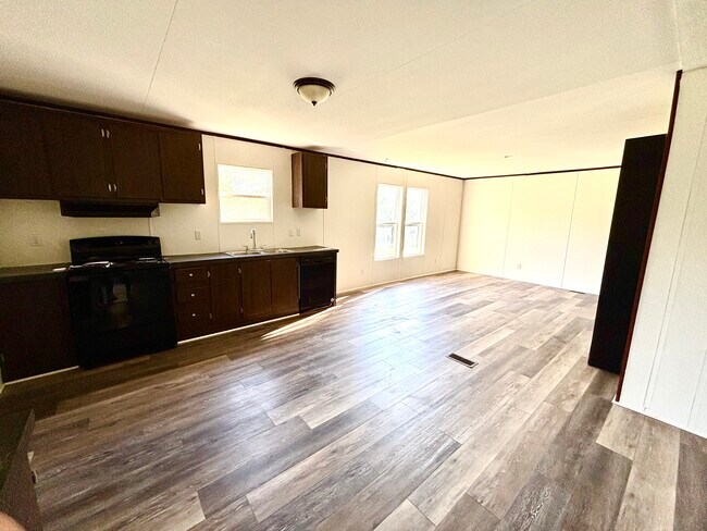 Foto del edificio - 1730 Lavender Rd