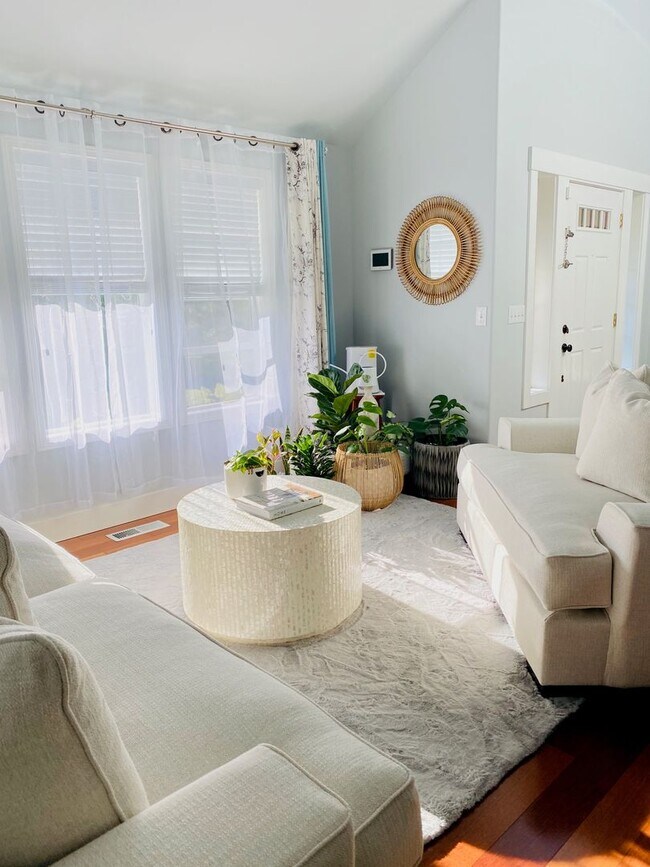 Foto del edificio - Silverdale 2 Story Home 4bed 2.5 bath