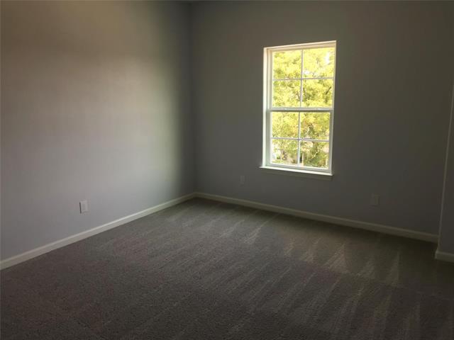 Foto del edificio - 3309 Francis Dr