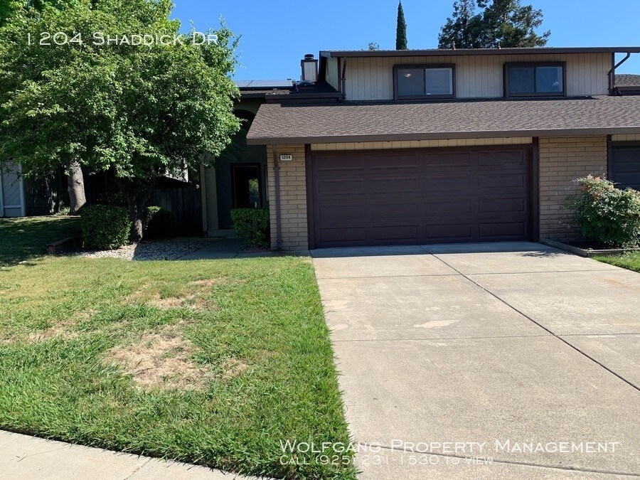 Primary Photo - 1204 Shaddick Dr
