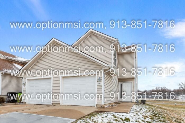 Foto principal - 3-bedroom townhouse now available in Belton!