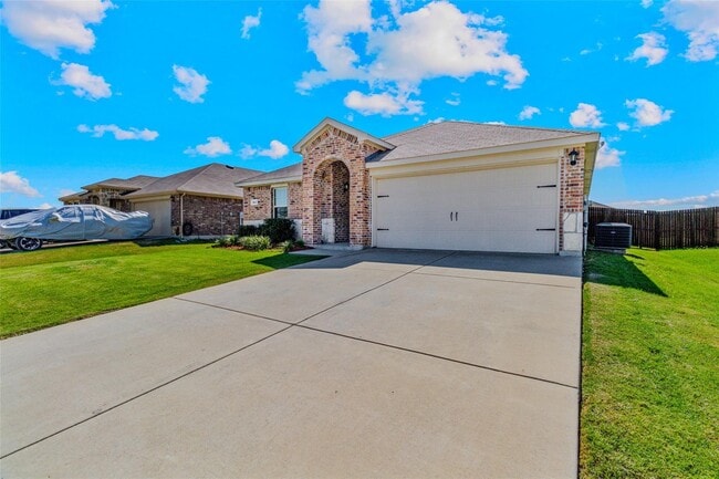 Building Photo - 803 Rustic Way