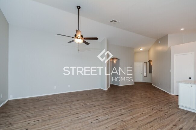 Foto del edificio - Charming 3 bedroom home in Surprise!