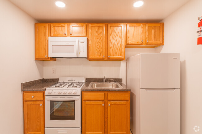 1 BR 1 BA - Kitchen - Riveredge Square Apartments