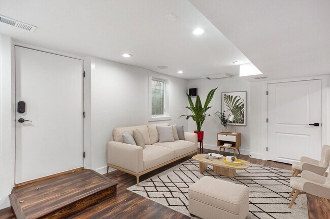 Foto del edificio - 3800 Adams St