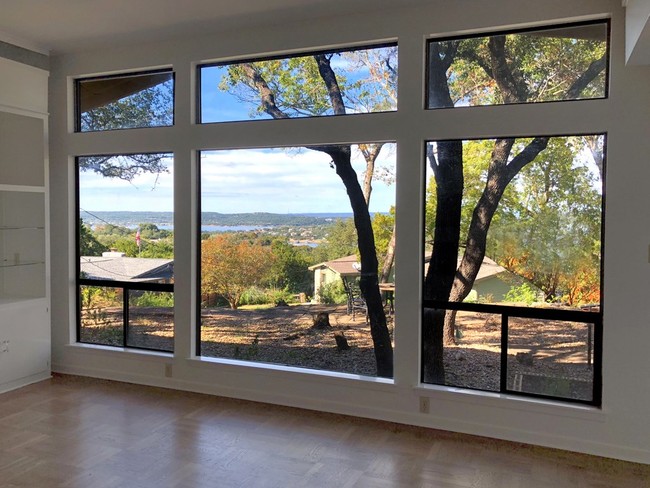 Building Photo - 112 Highlander Cove