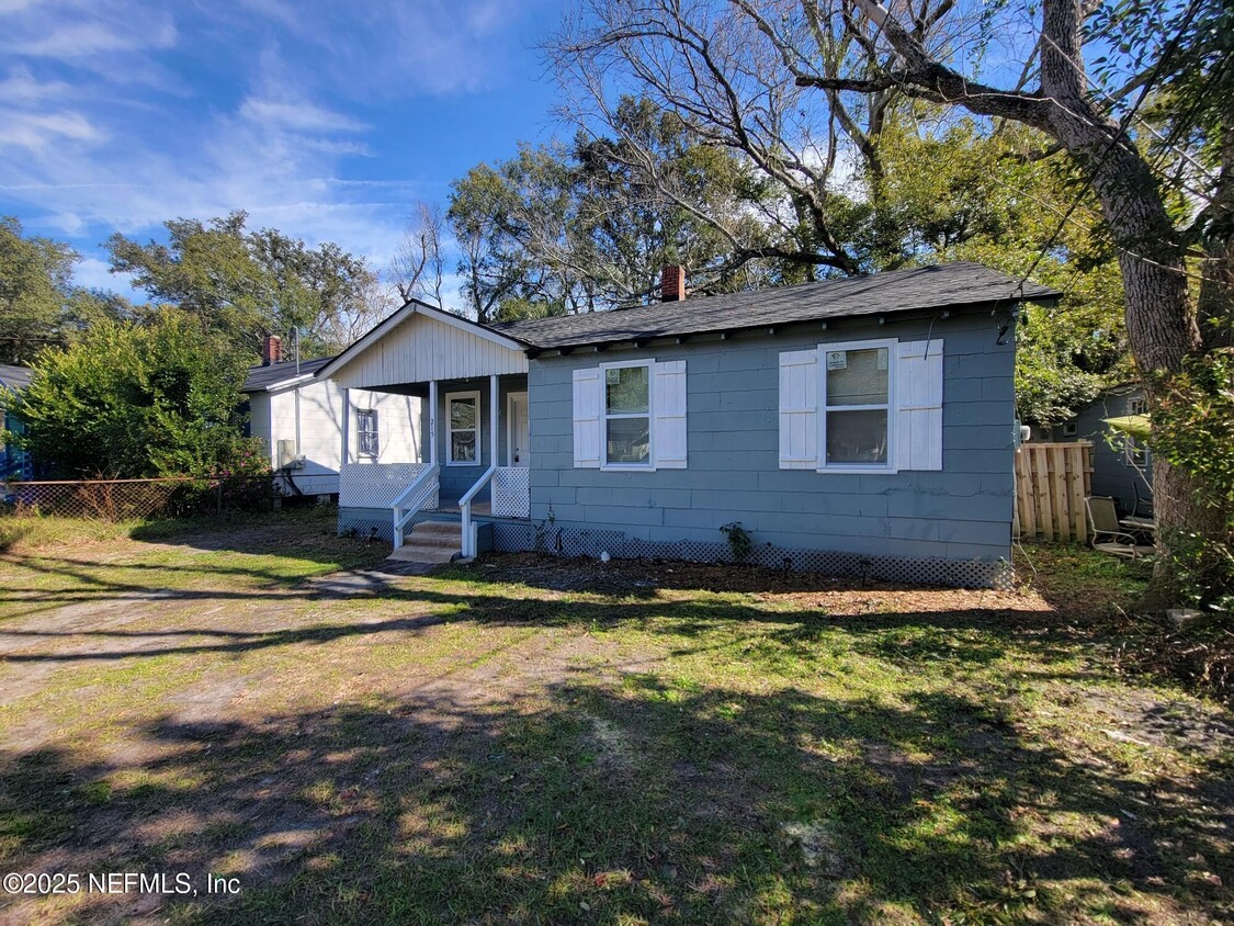 Foto principal - 215 Cherokee St